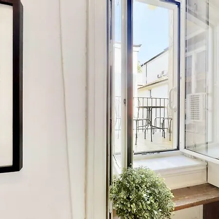 Triestevillas Book's House - Historical Building Apartment Trieste